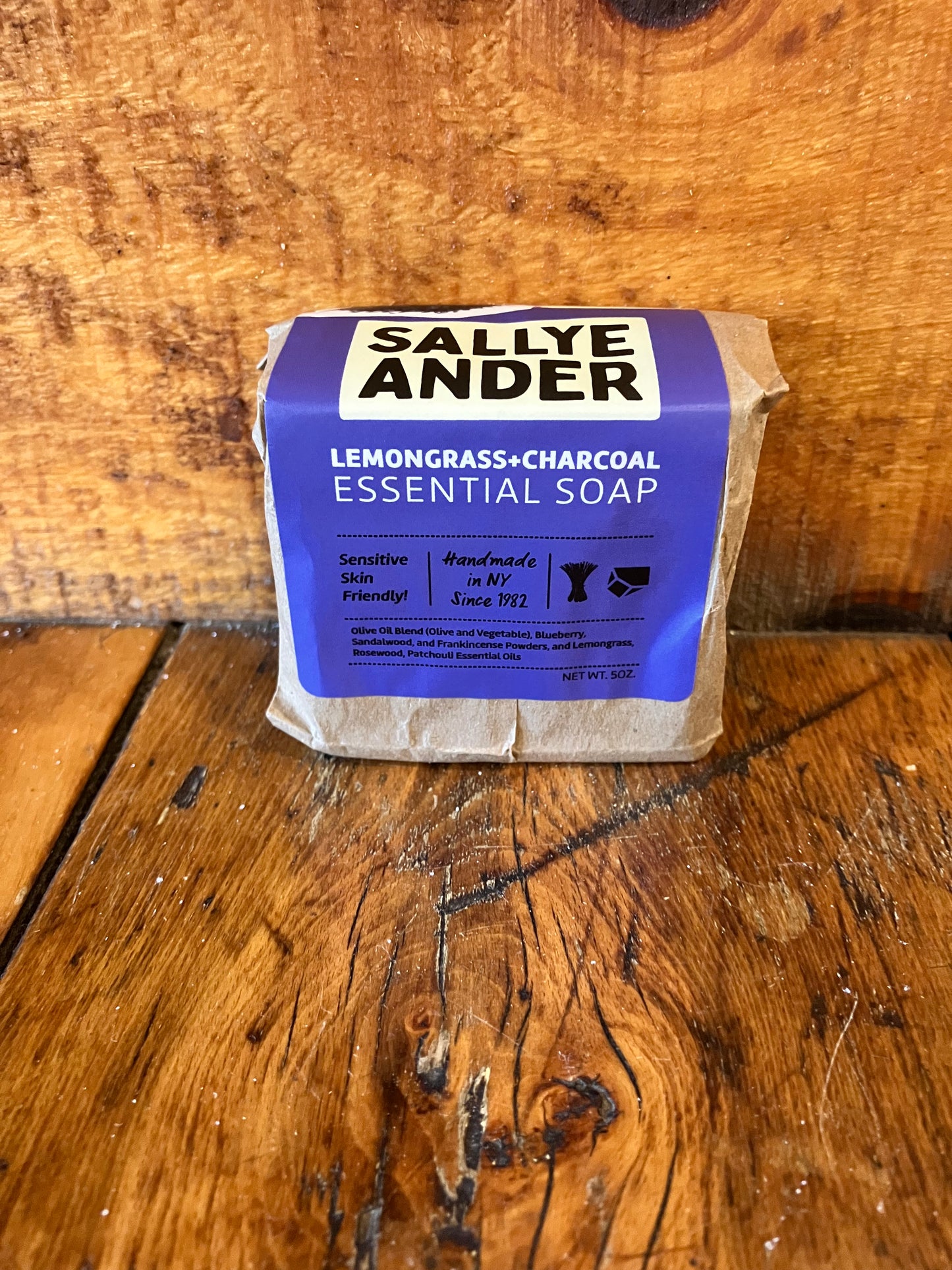 Sallyeander Lemongrass and Charcoal Essential Soap